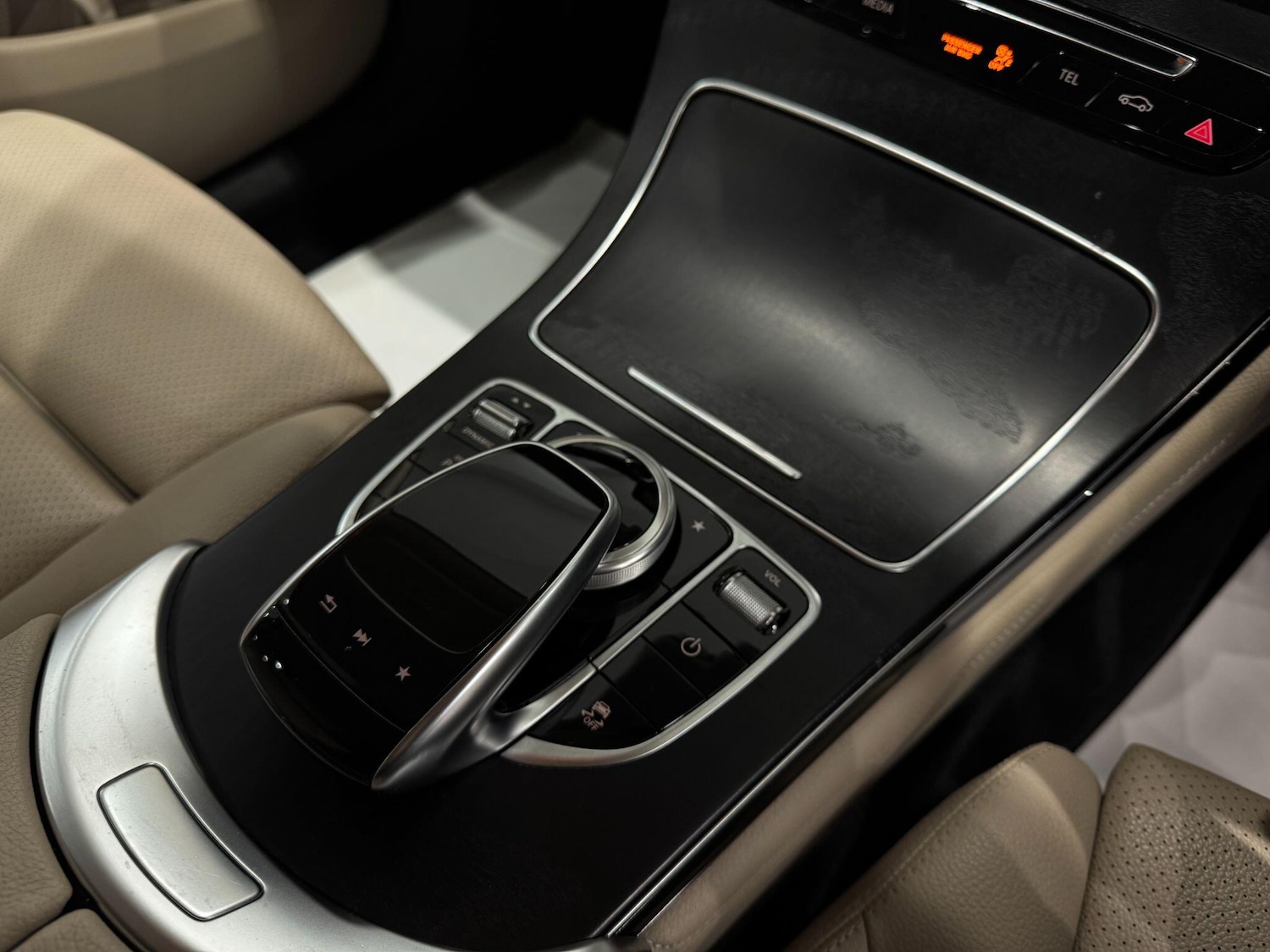 Used Mercedes-Benz GLC 2016 for sale - 77216126: Photo 41