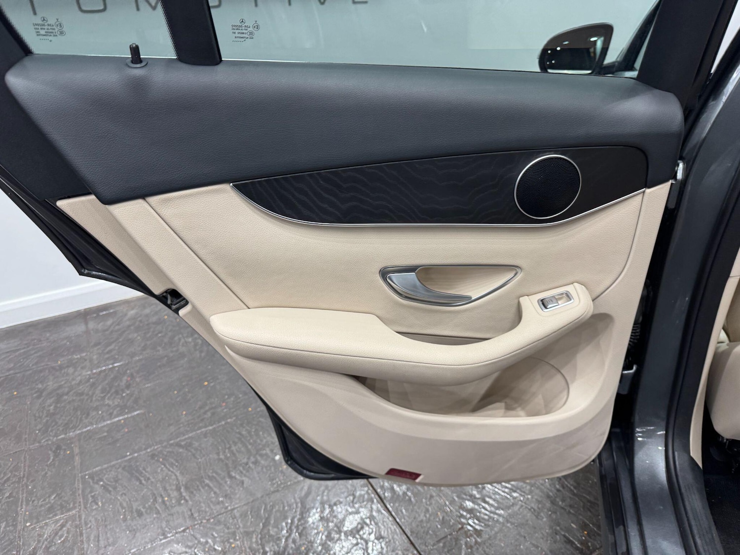 Used Mercedes-Benz GLC 2016 for sale - 77216126: Photo 53