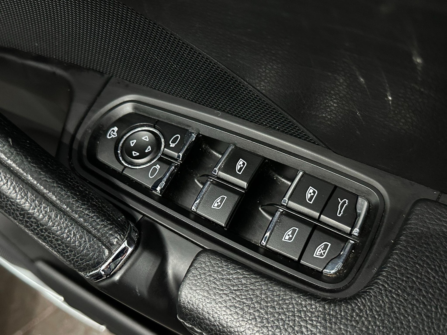 Used Porsche Cayenne 2017 for sale - 76850246: Photo 30