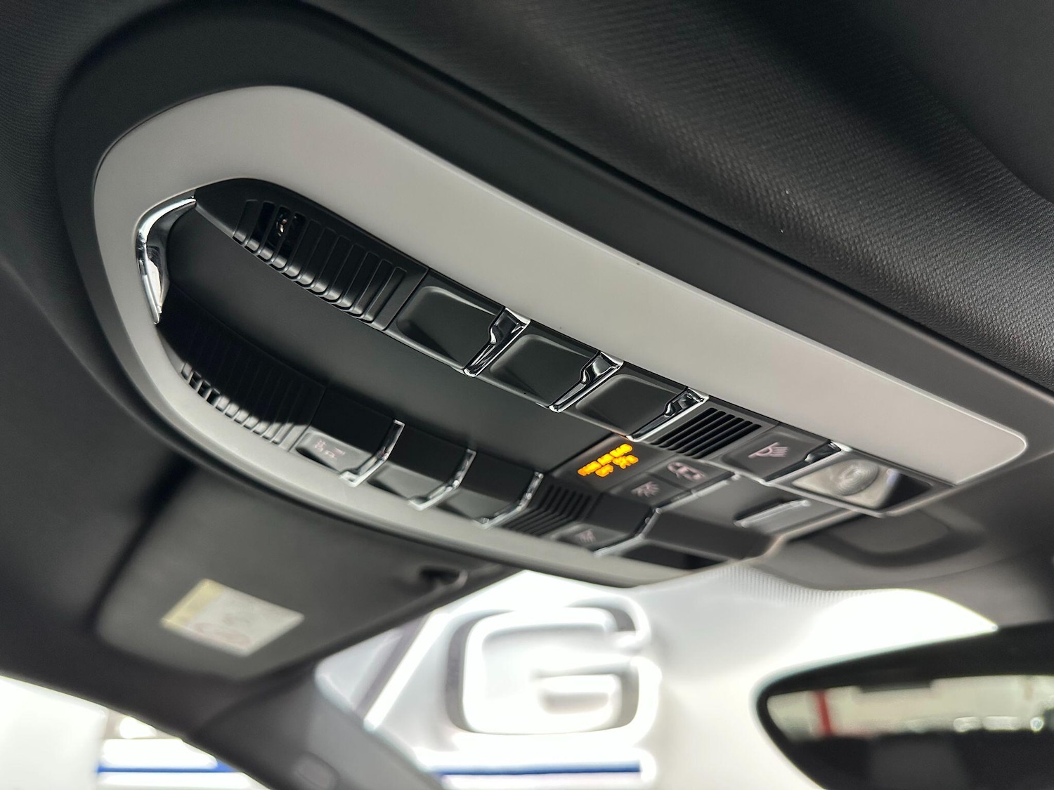 Used Porsche Cayenne 2017 for sale - 76850246: Photo 33