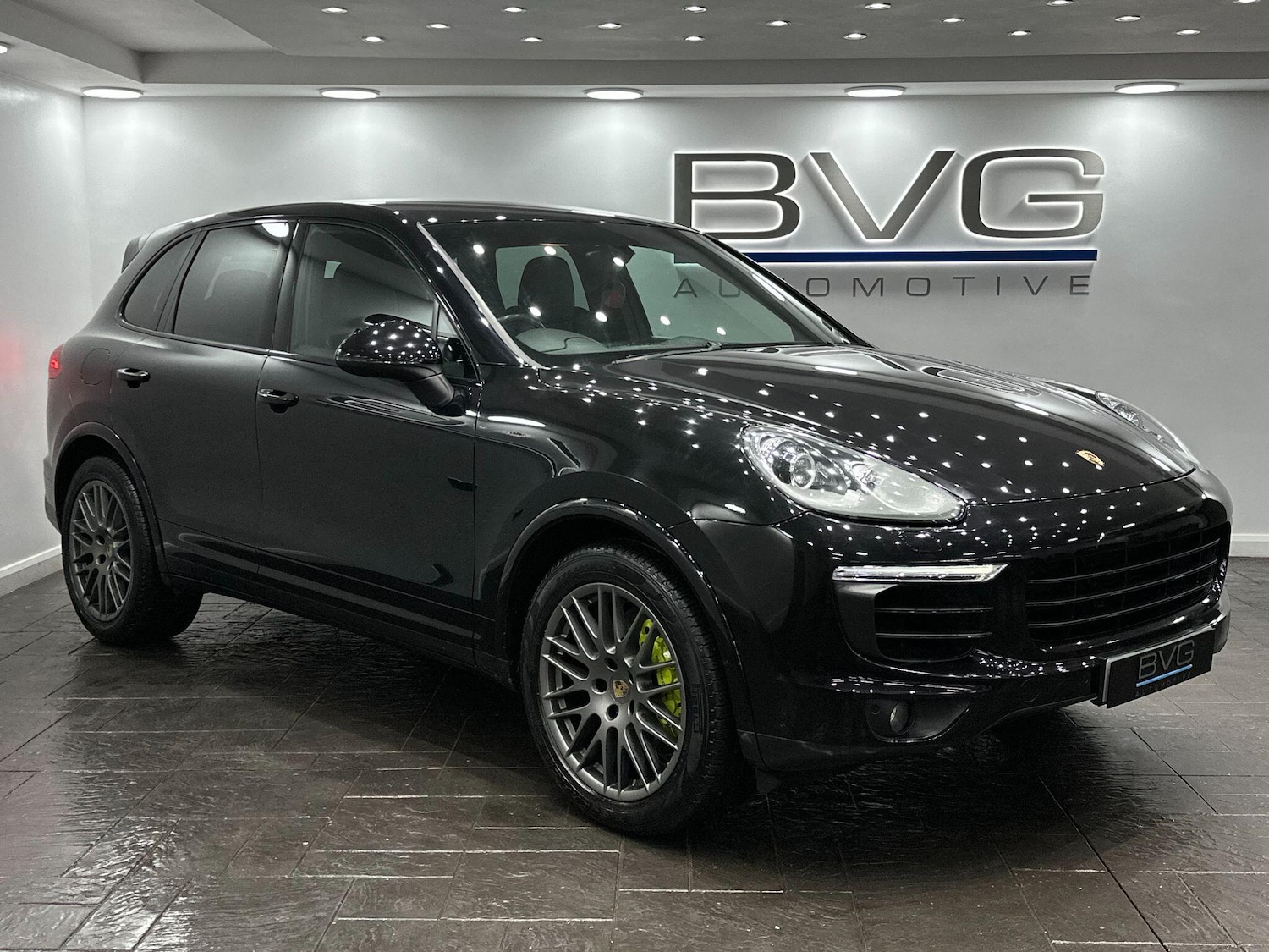 Used Porsche Cayenne 2017 for sale - 76850246: Photo 4