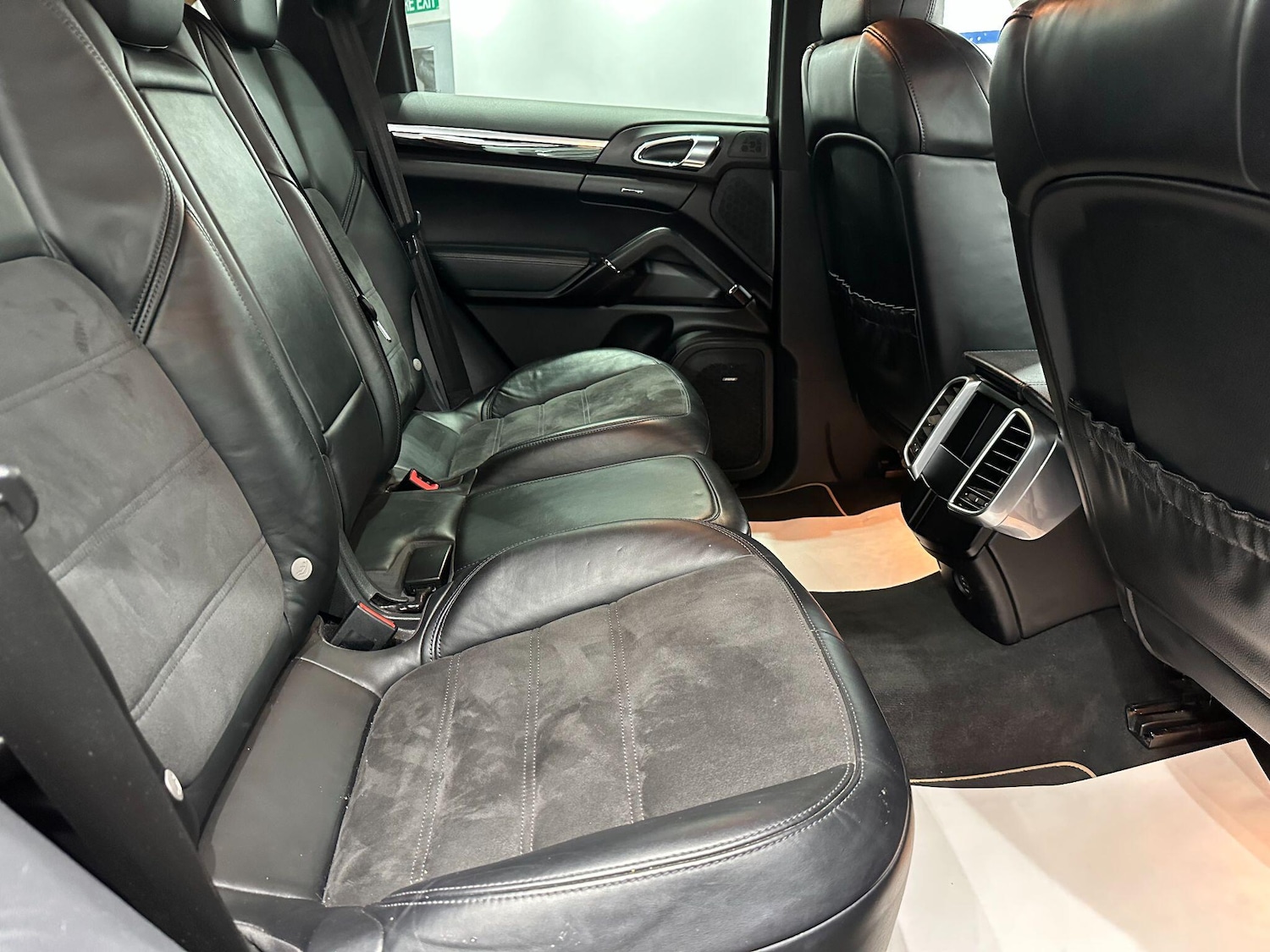 Used Porsche Cayenne 2017 for sale - 76850246: Photo 61