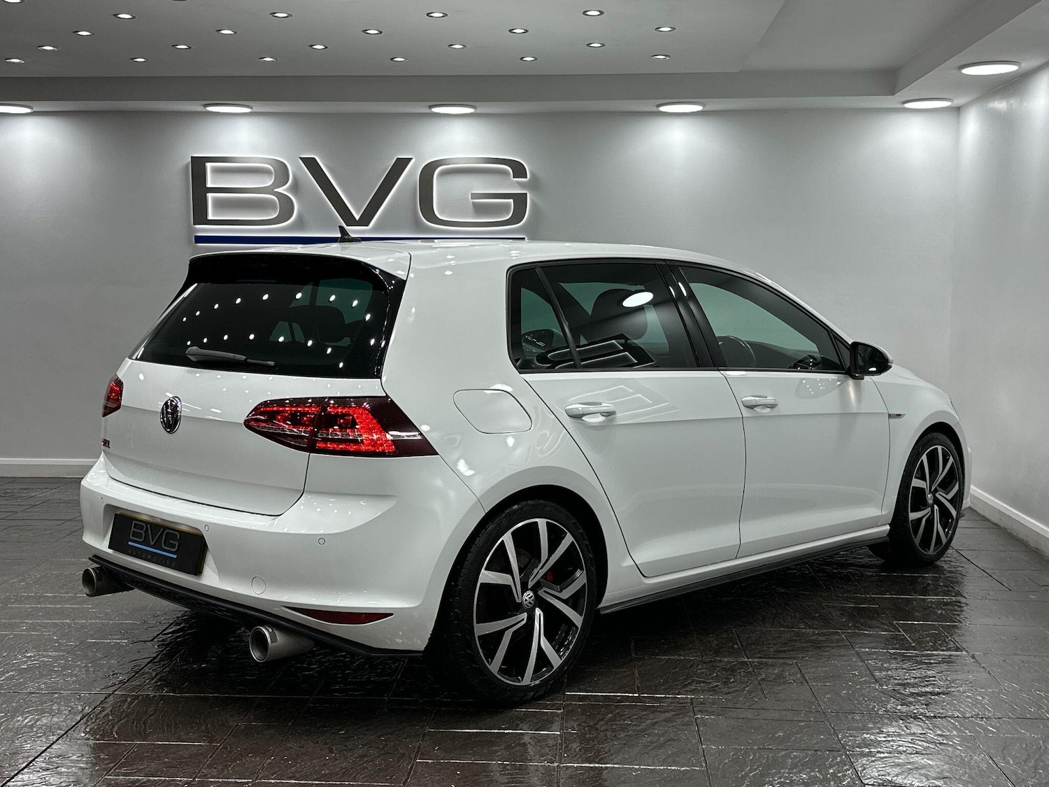 Used Volkswagen Golf 2015 for sale - 76752880: Photo 10