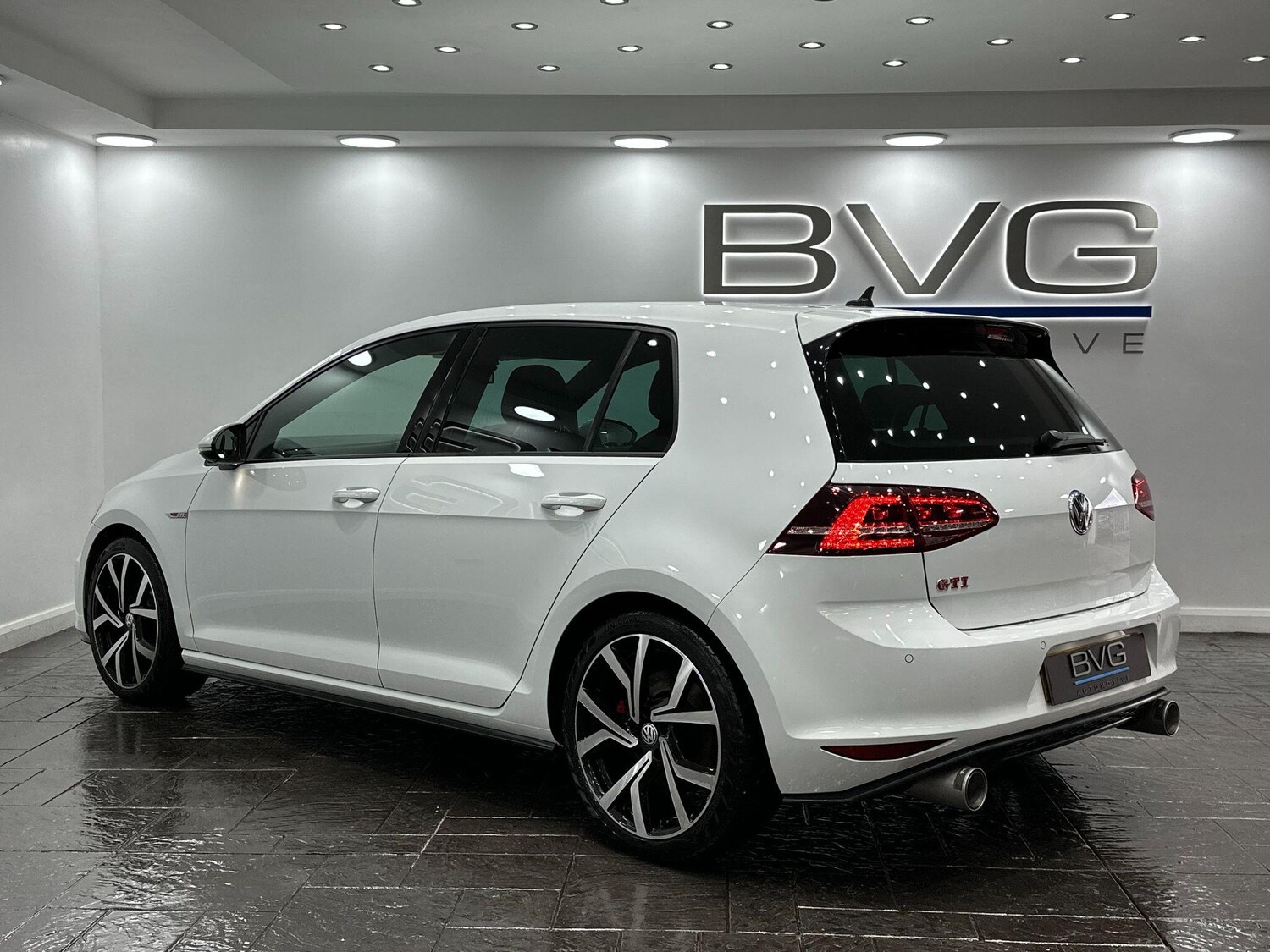 Used Volkswagen Golf 2015 for sale - 76752880: Photo 12