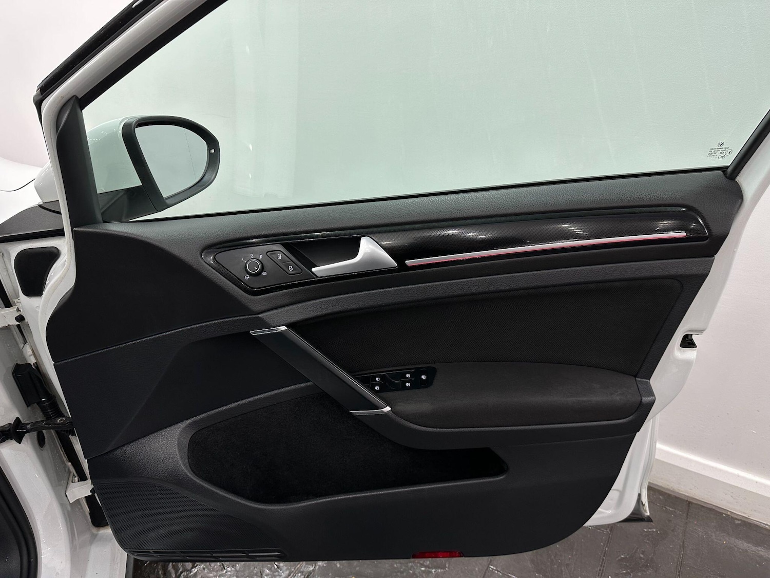 Used Volkswagen Golf 2015 for sale - 76752880: Photo 29