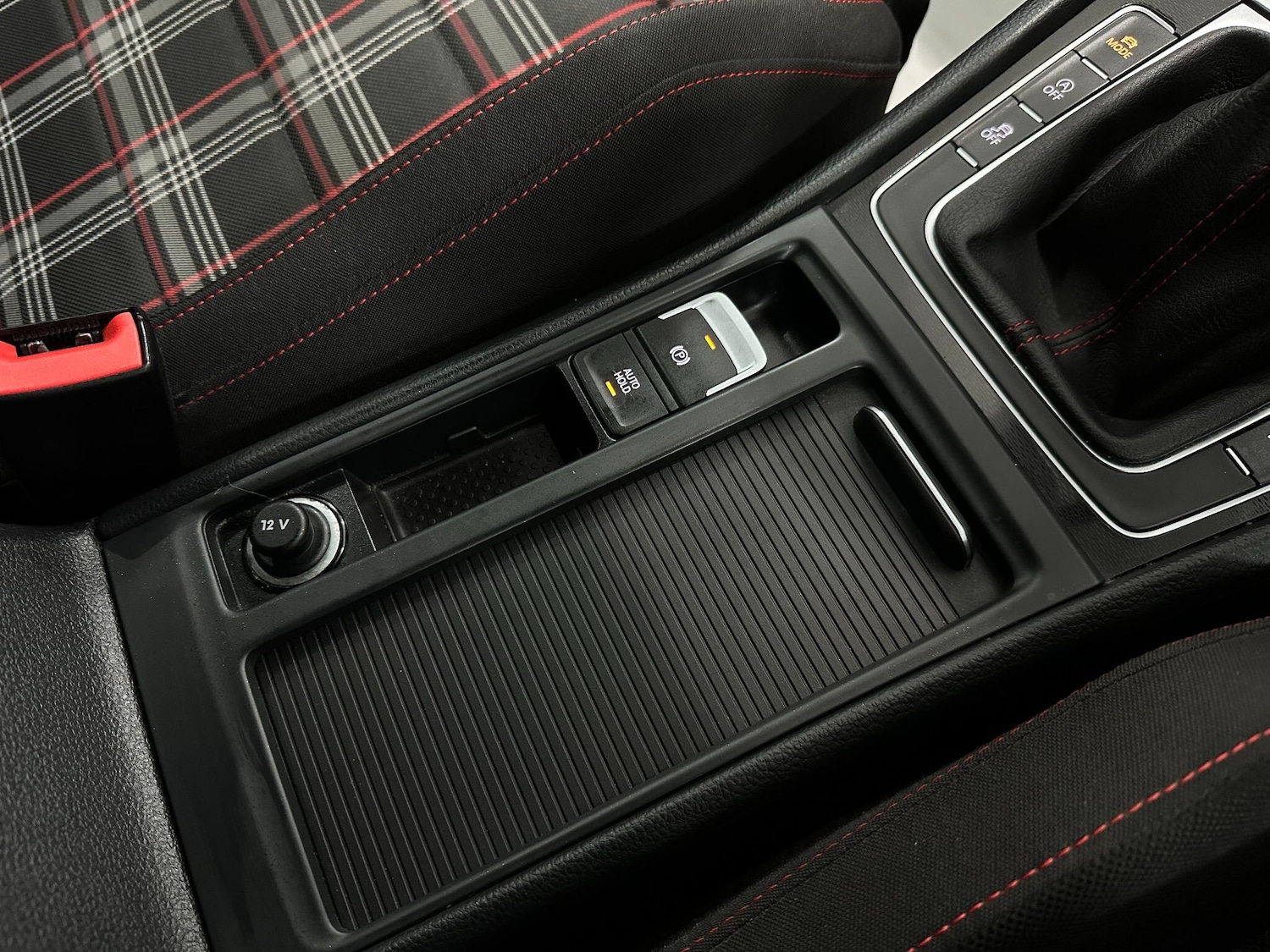 Used Volkswagen Golf 2015 for sale - 76752880: Photo 43