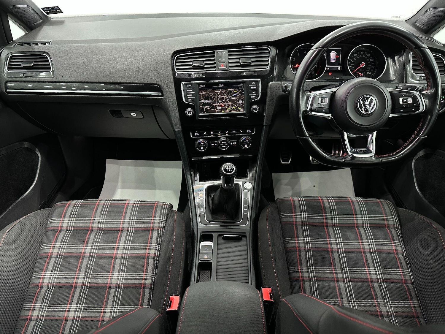 Used Volkswagen Golf 2015 for sale - 76752880: Photo 48