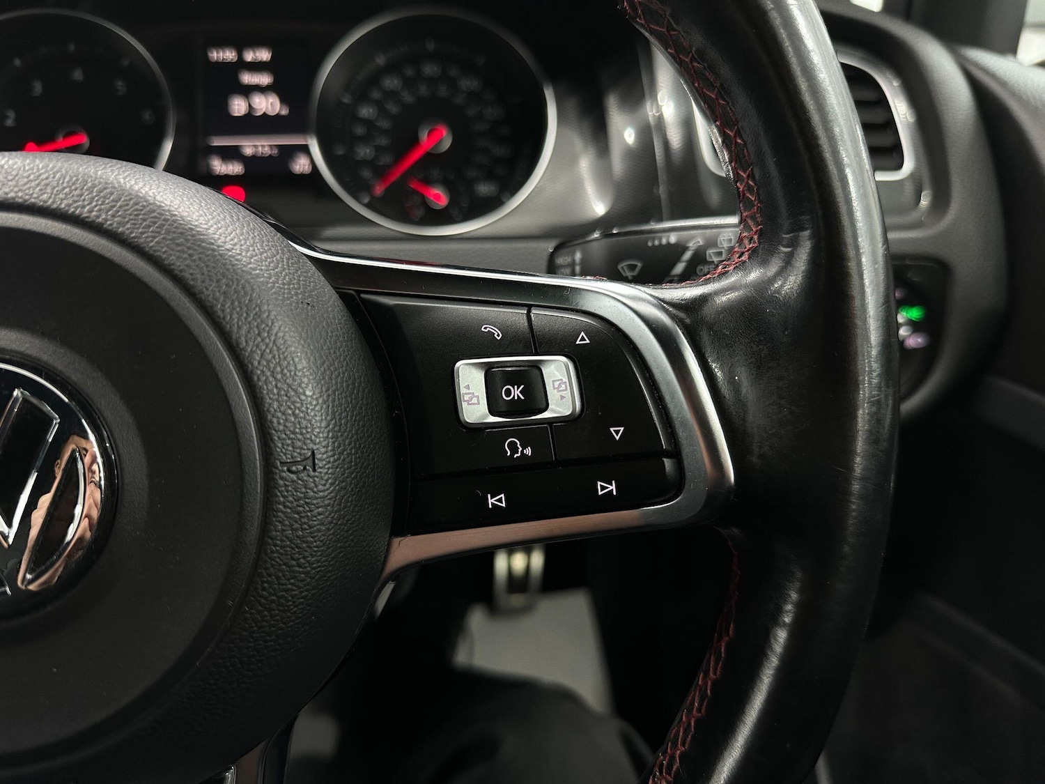 Used Volkswagen Golf 2015 for sale - 76752880: Photo 51