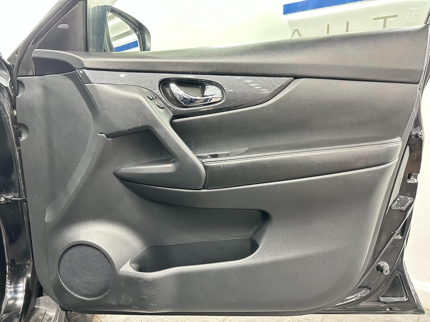 Used Nissan X-Trail 2017 for sale - 76743055: Photo 30