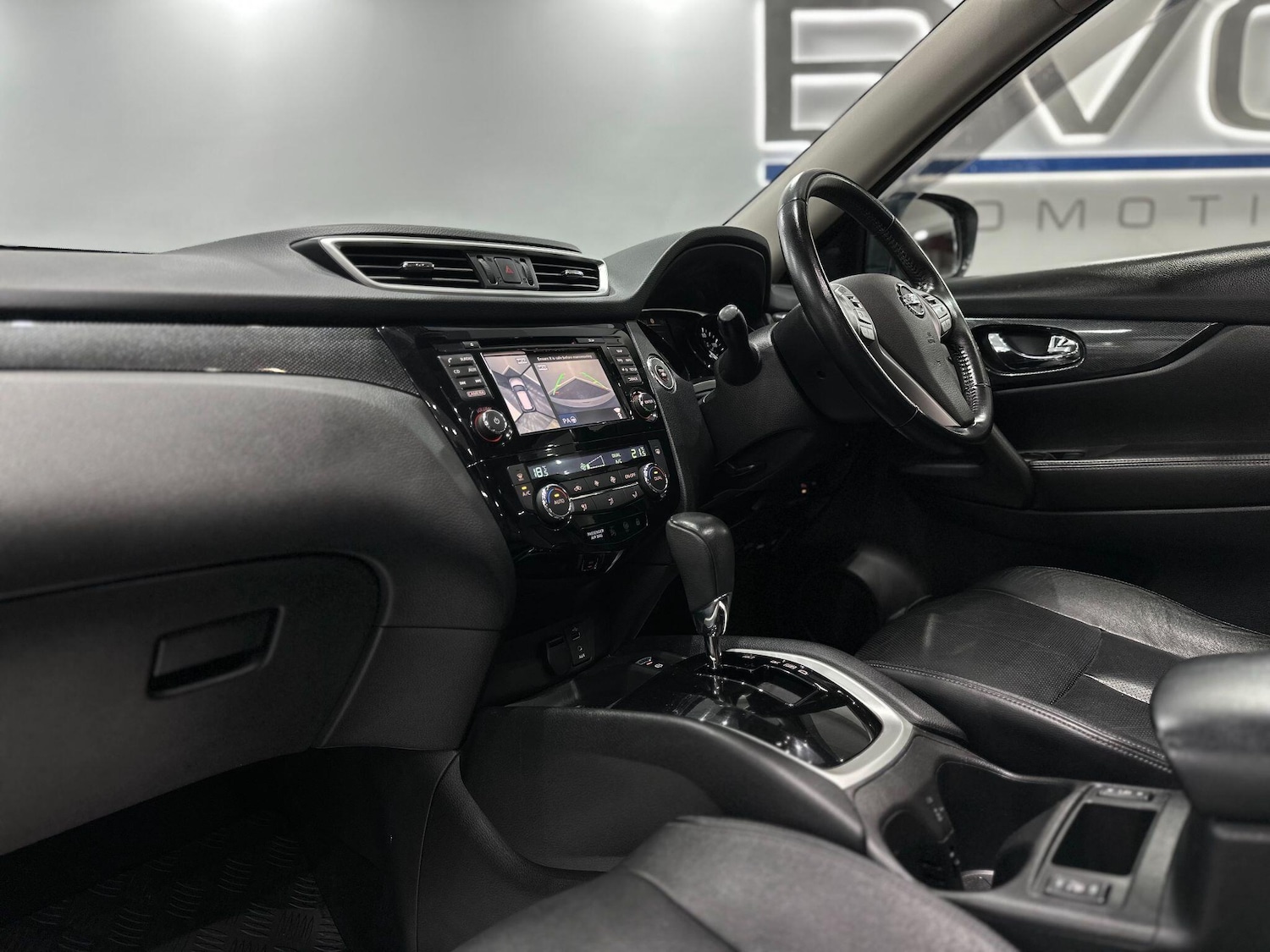 Used Nissan X-Trail 2017 for sale - 76743055: Photo 51