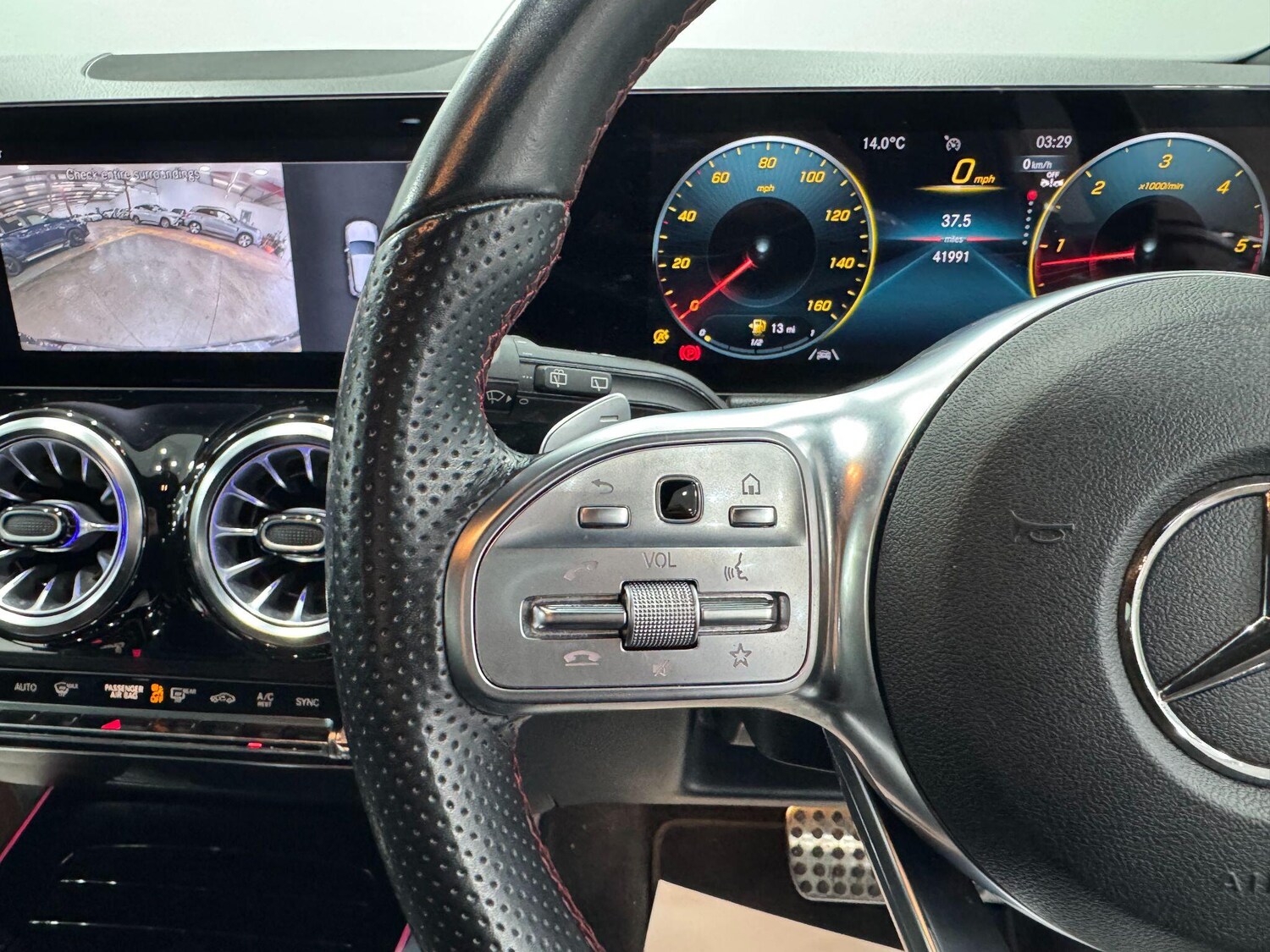 Used Mercedes-Benz GLA 2023 for sale - 77882887: Photo 41