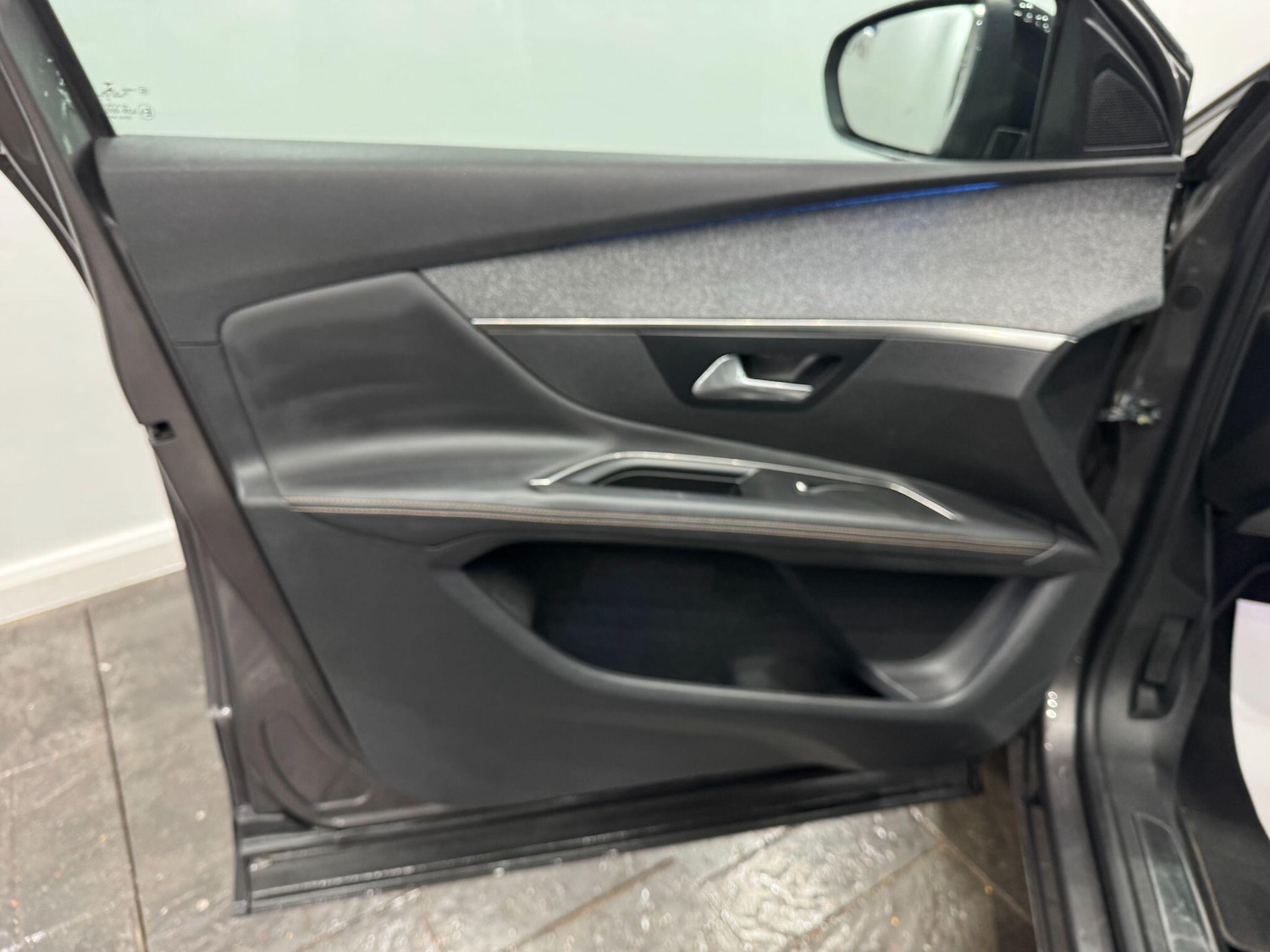 Used Peugeot 3008 2018 for sale - 77254862: Photo 45