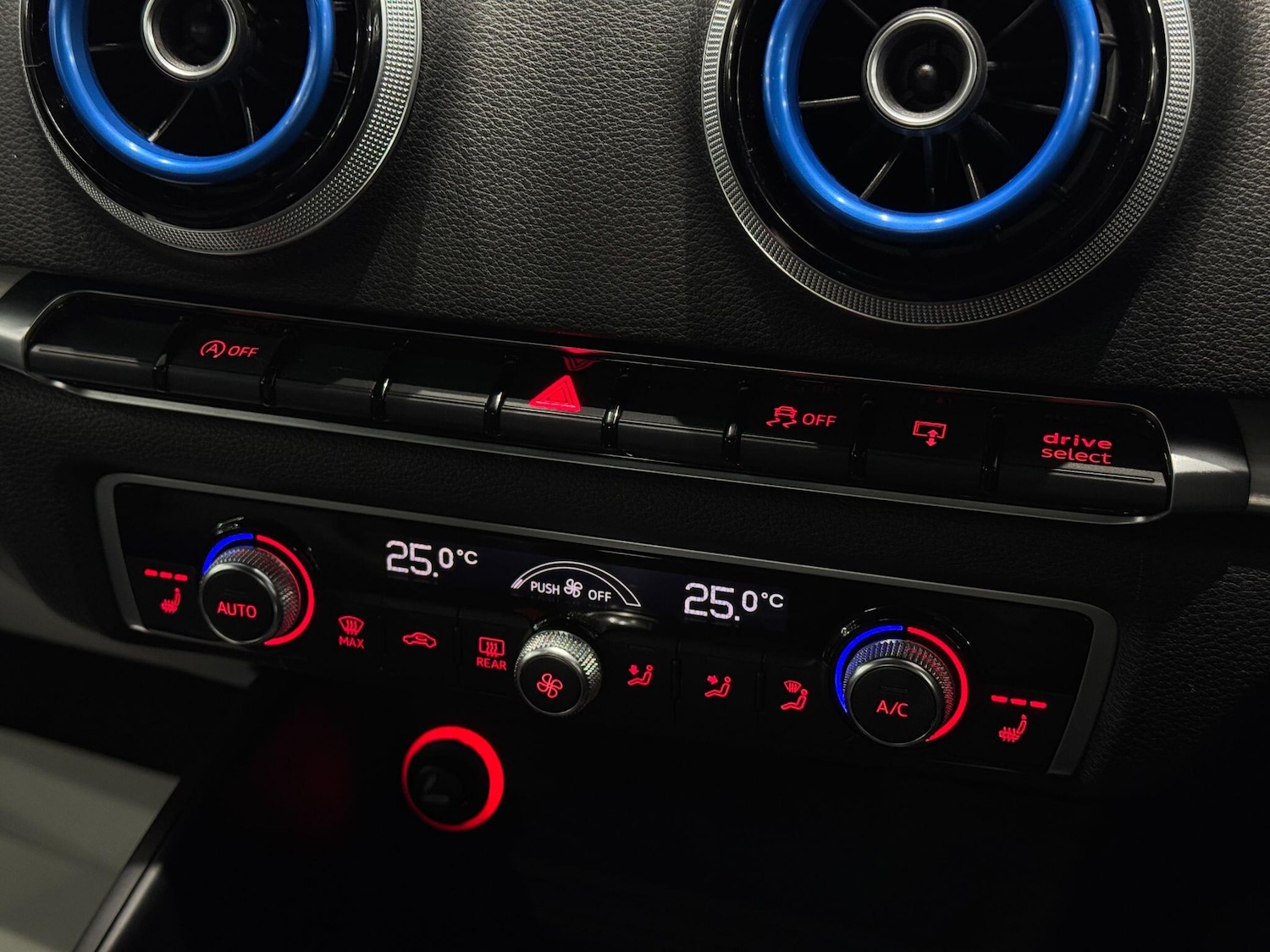 Used Audi S3 for sale - 77163366: Photo 43