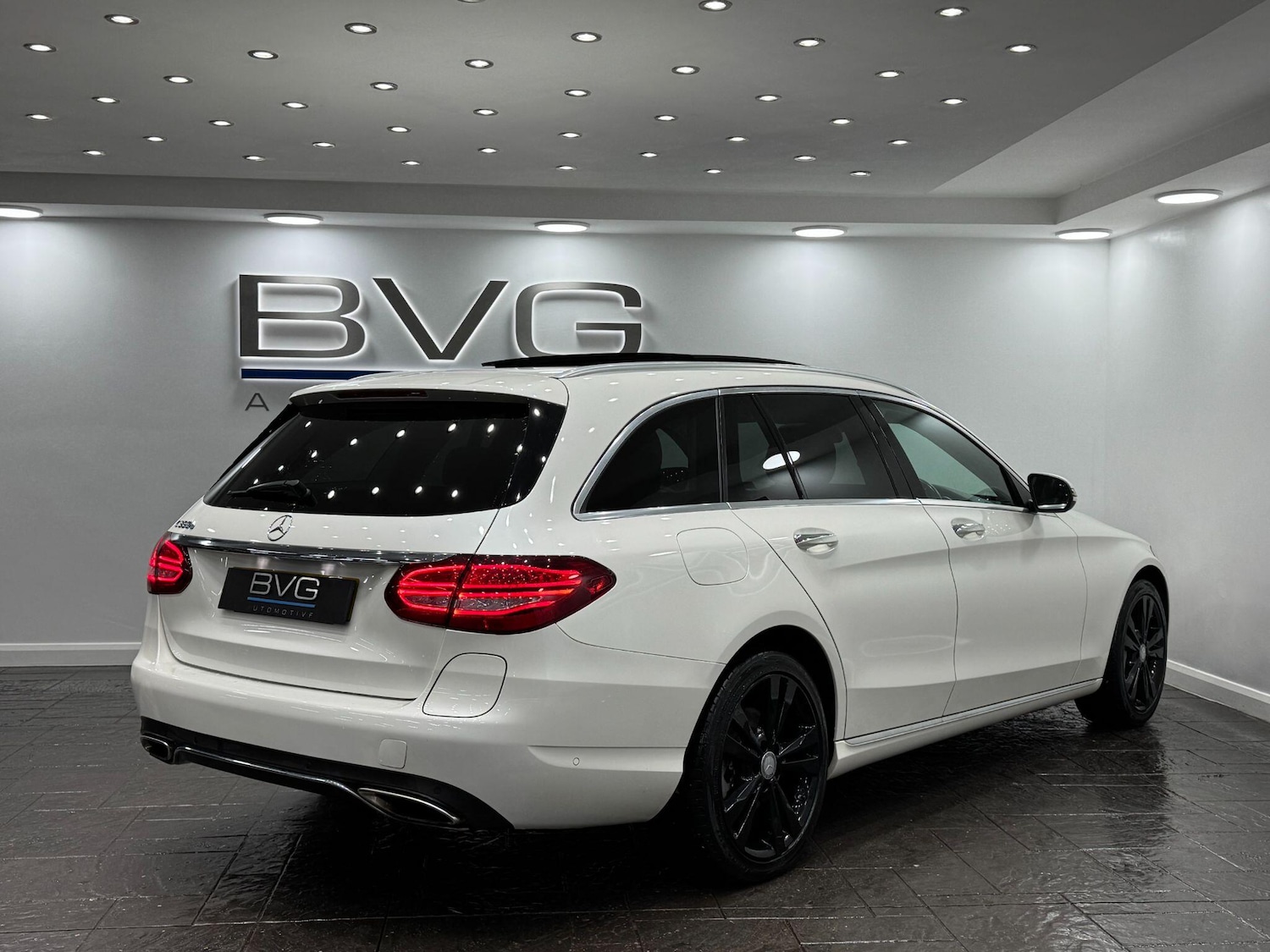 Used Mercedes-Benz C Class 2015 for sale - 77166485: Photo 11