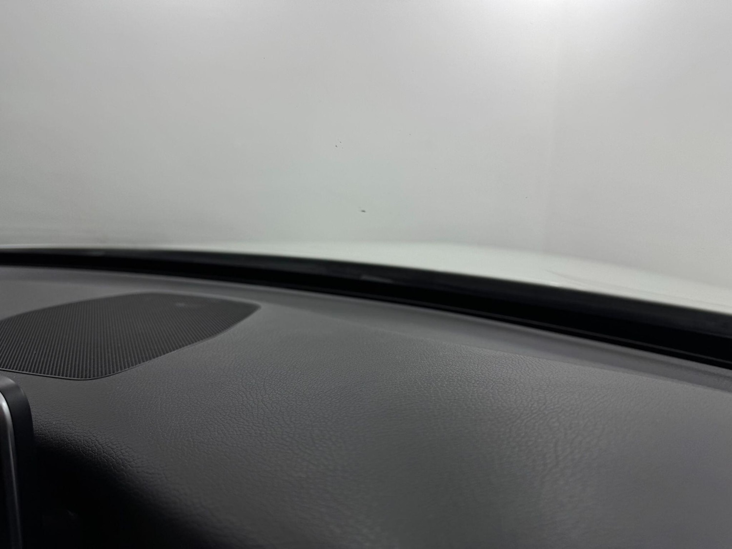 Used Mercedes-Benz C Class 2015 for sale - 77166485: Photo 34