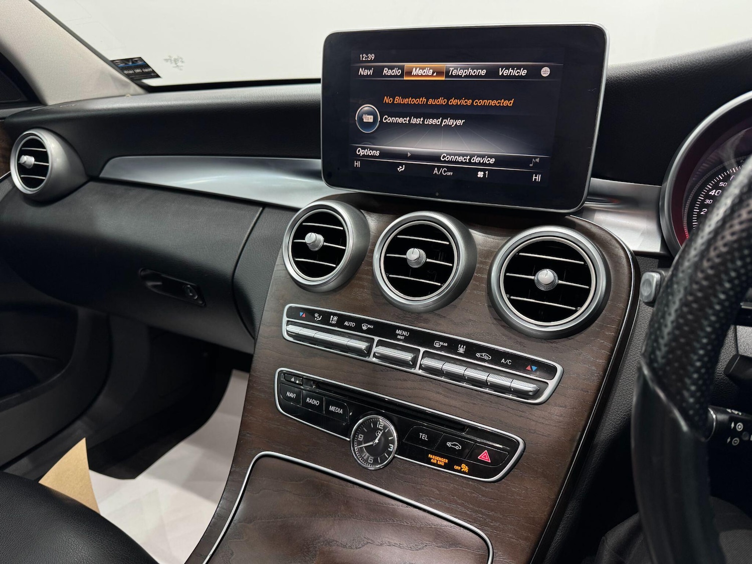 Used Mercedes-Benz C Class 2015 for sale - 77166485: Photo 35