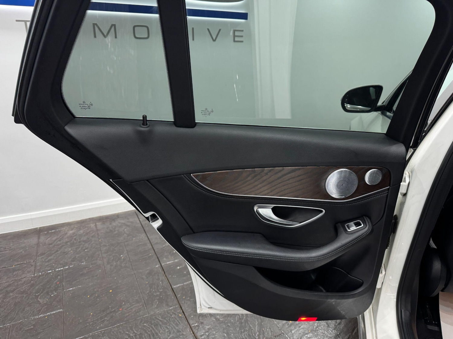 Used Mercedes-Benz C Class 2015 for sale - 77166485: Photo 57