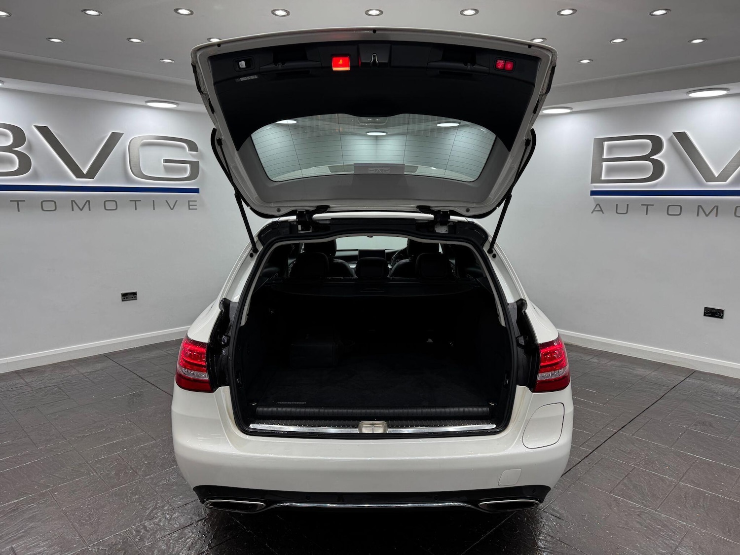 Used Mercedes-Benz C Class 2015 for sale - 77166485: Photo 64