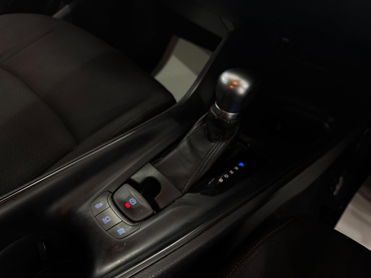 Used Toyota C-HR 2017 for sale - 78184423: Photo 37