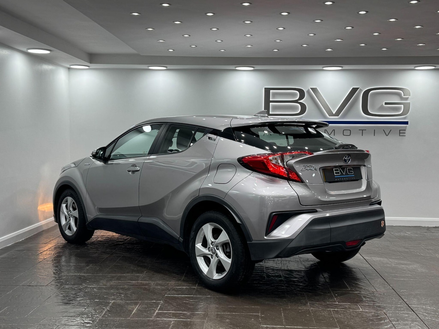 Used Toyota C-HR 2017 for sale - 78184423: Photo 9