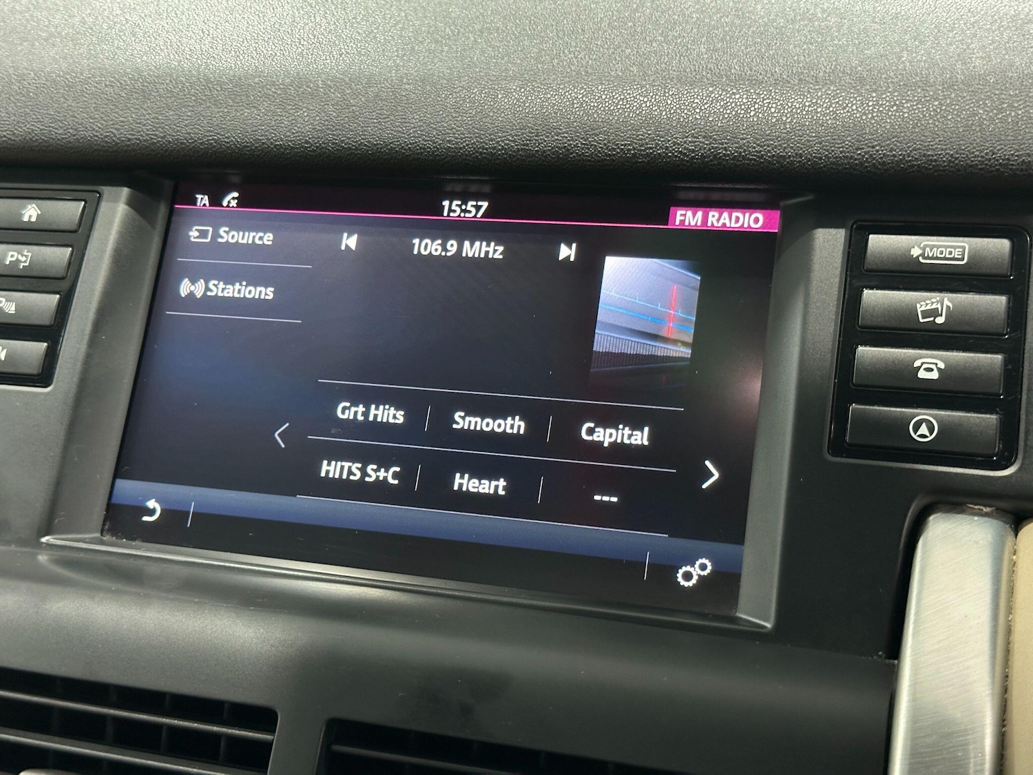 Used Land Rover Discovery Sport 2016 for sale - 76151661: Photo 37
