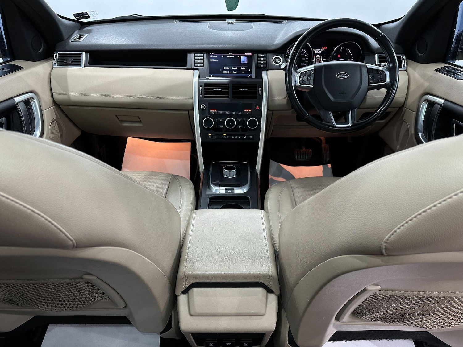 Used Land Rover Discovery Sport 2016 for sale - 76151661: Photo 45