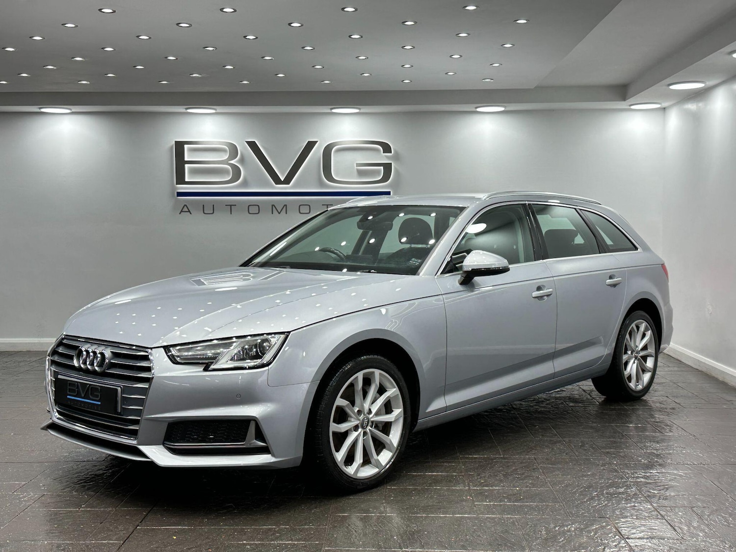 Used Audi A4 2019 for sale - 77925877: Photo 5