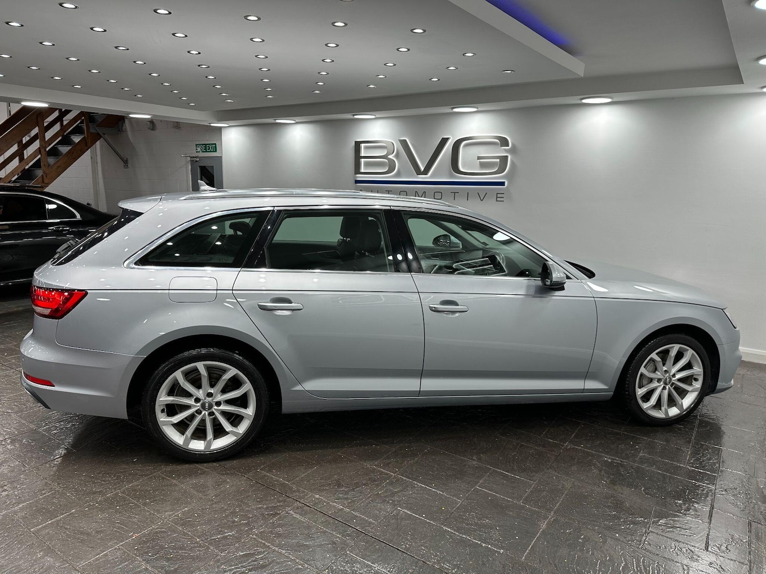 Used Audi A4 2019 for sale - 77925877: Photo 8