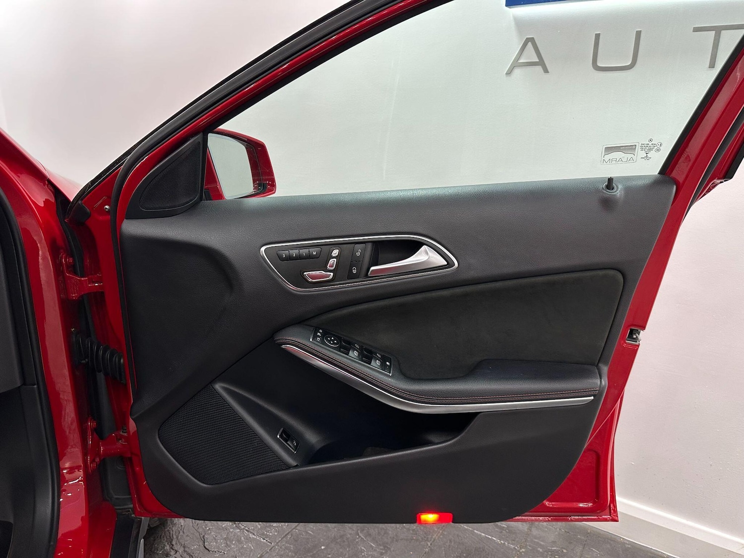 Used Mercedes-Benz GLA 2017 for sale - 76742903: Photo 42