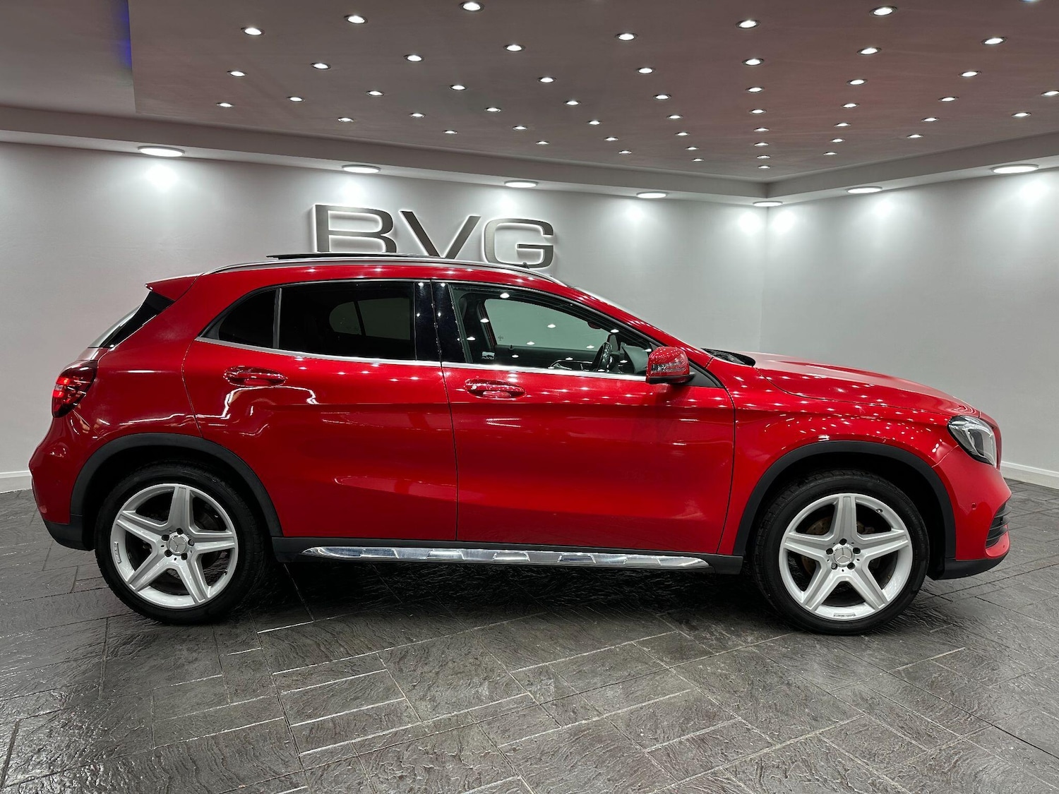 Used Mercedes-Benz GLA 2017 for sale - 76742903: Photo 8