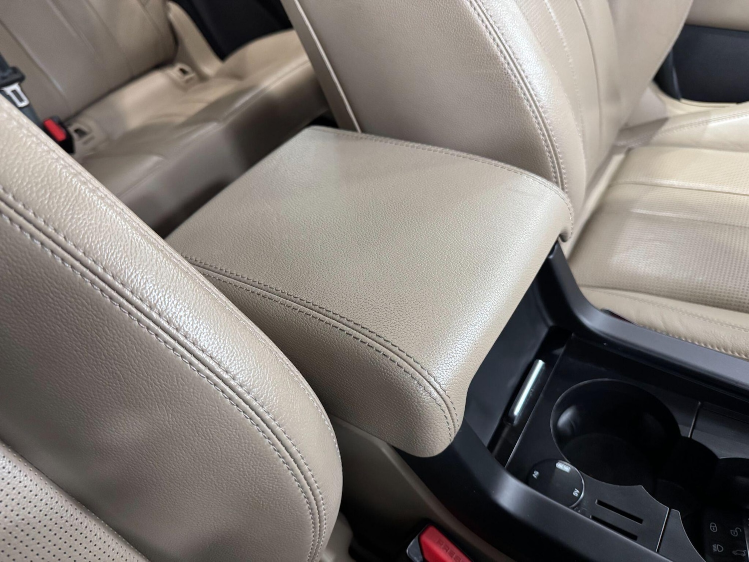 Used Land Rover Discovery Sport 2017 for sale - 77091656: Photo 39