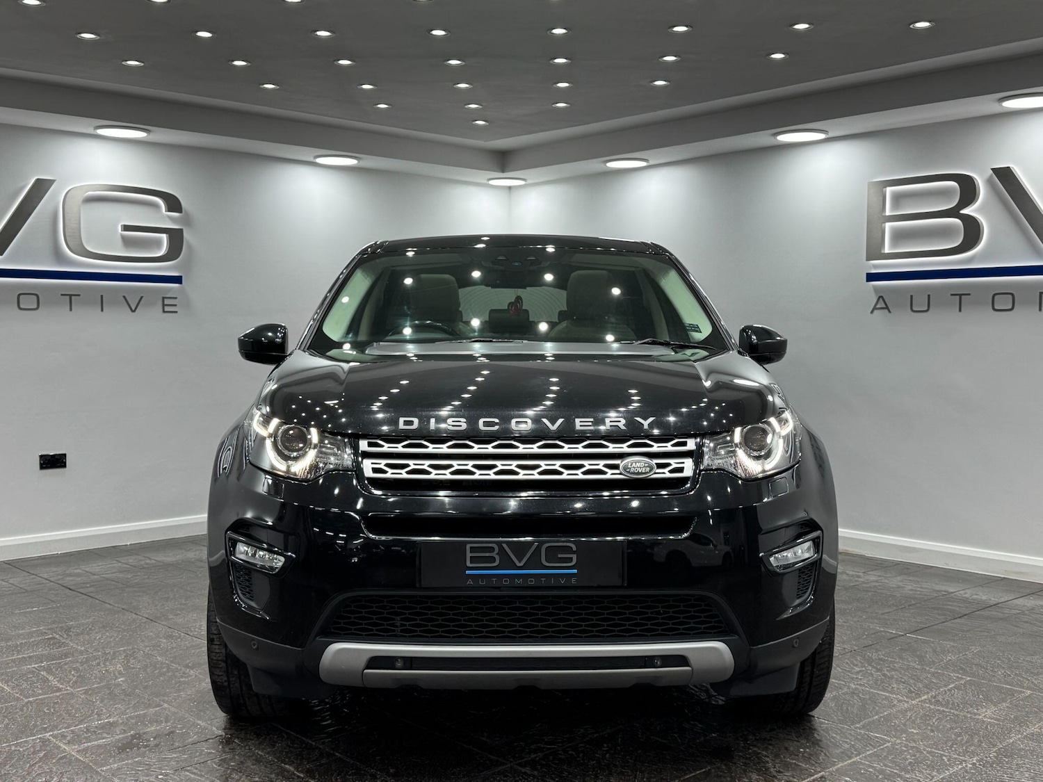 Used Land Rover Discovery Sport 2017 for sale - 77091656: Photo 5