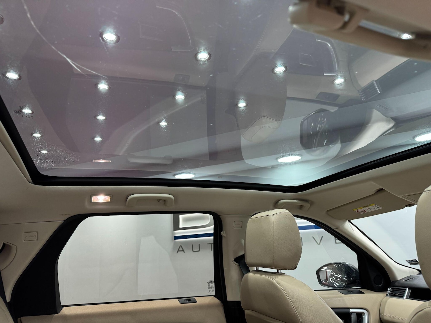 Used Land Rover Discovery Sport 2017 for sale - 77091656: Photo 55