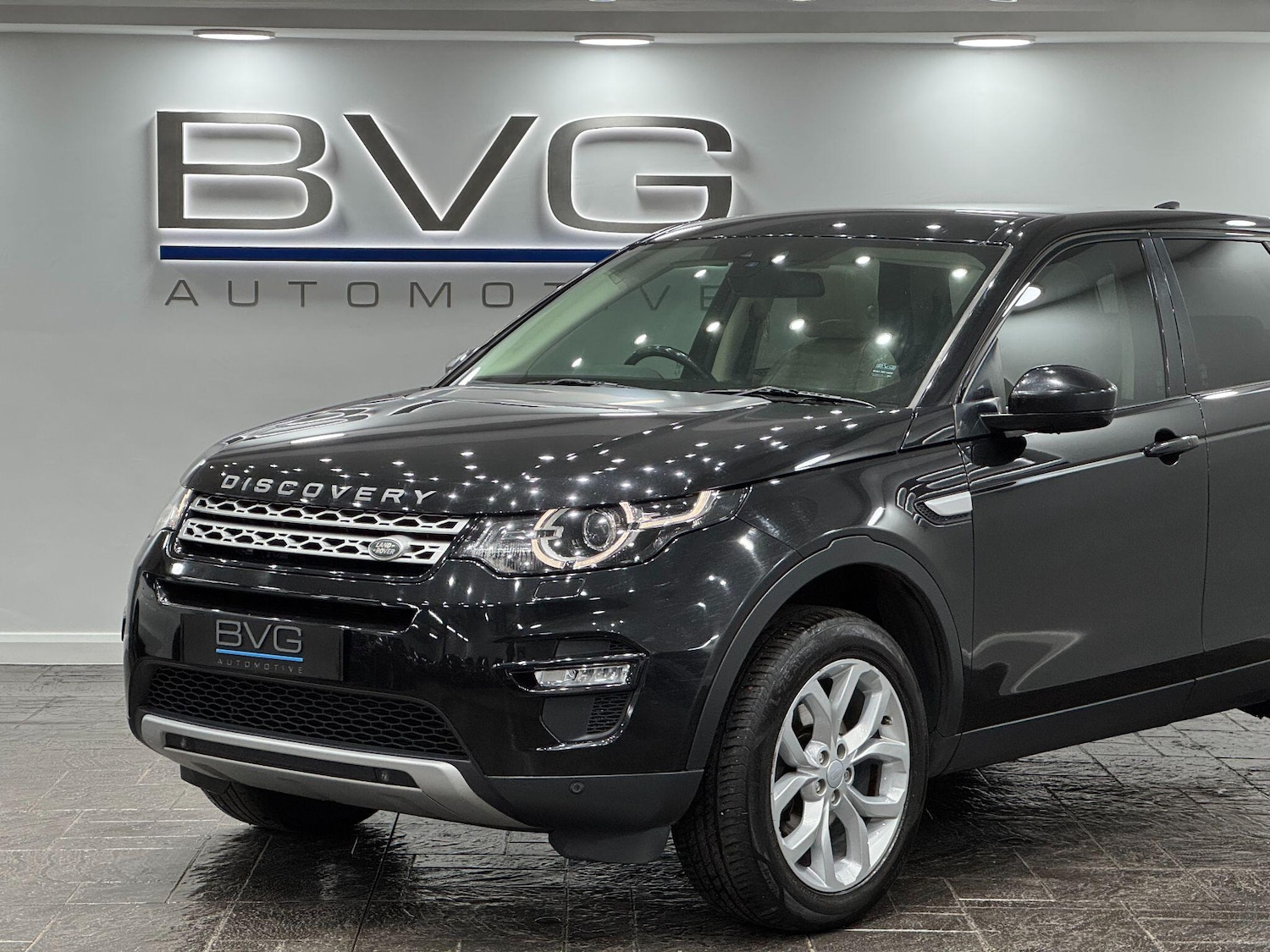 Used Land Rover Discovery Sport 2017 for sale - 77091656: Photo 8