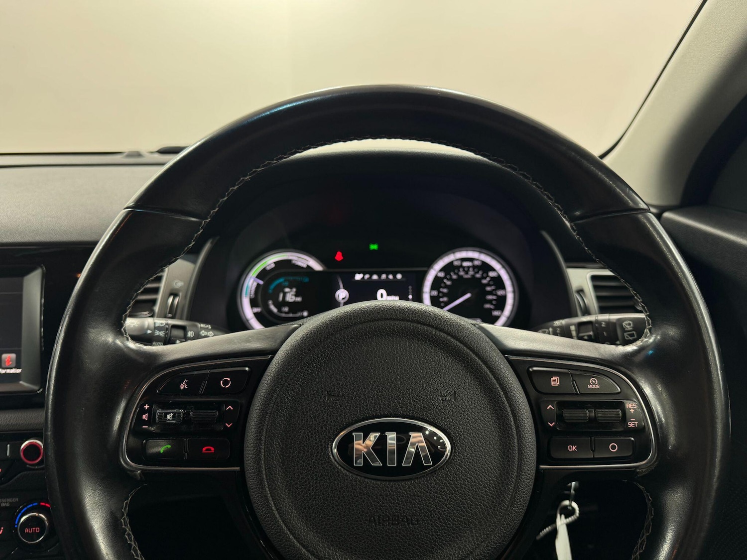 Used Kia Niro 2018 for sale - 77611426: Photo 46