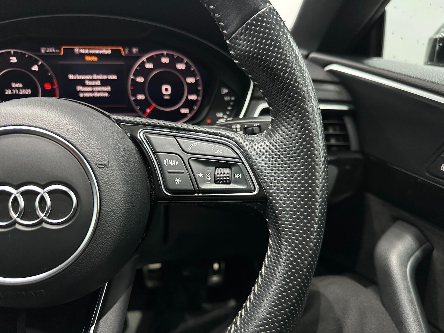 Used Audi A5 for sale - 76742969: Photo 43