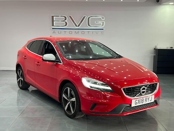 Used Volvo V40 2018 for sale - 79465214: Photo