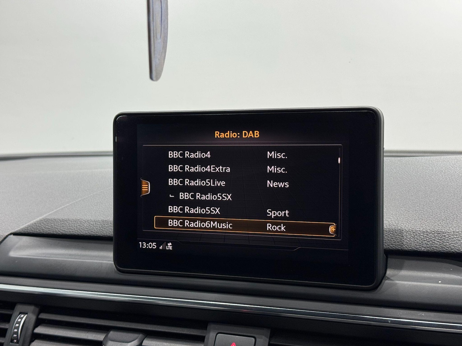 Used Audi A4 Avant for sale - 77704640: Photo 34