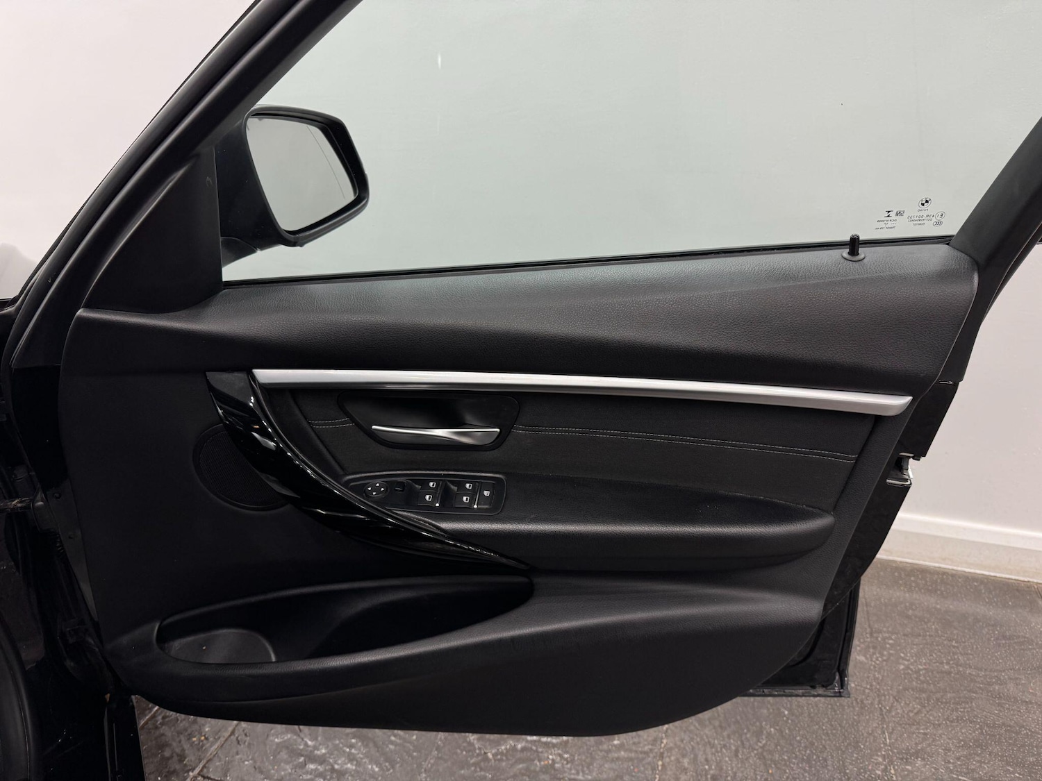 Used BMW 3 Series 2017 for sale - 77411157: Photo 26