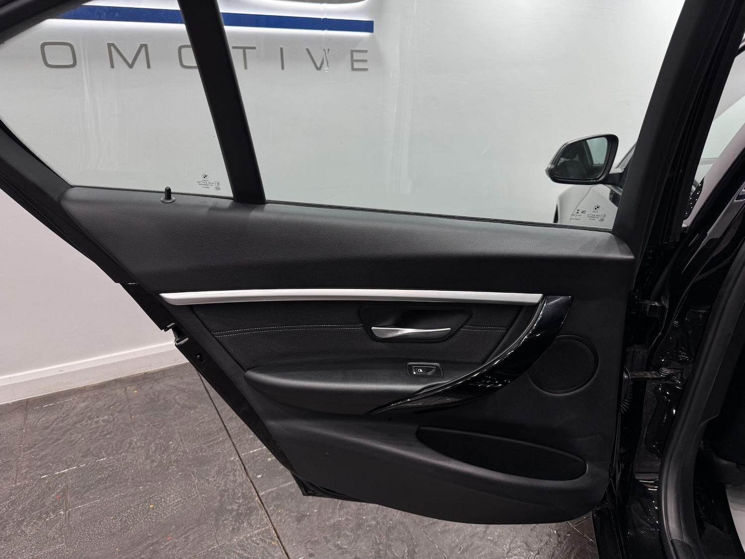 Used BMW 3 Series 2017 for sale - 77411157: Photo 50