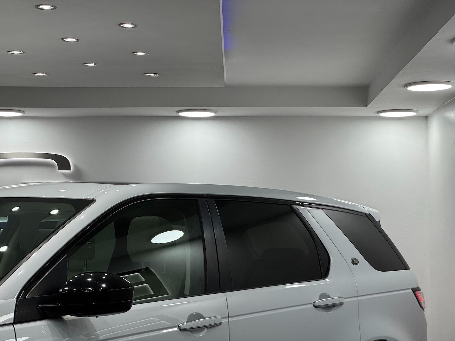 Used Land Rover Discovery Sport for sale - 77268123: Photo 17