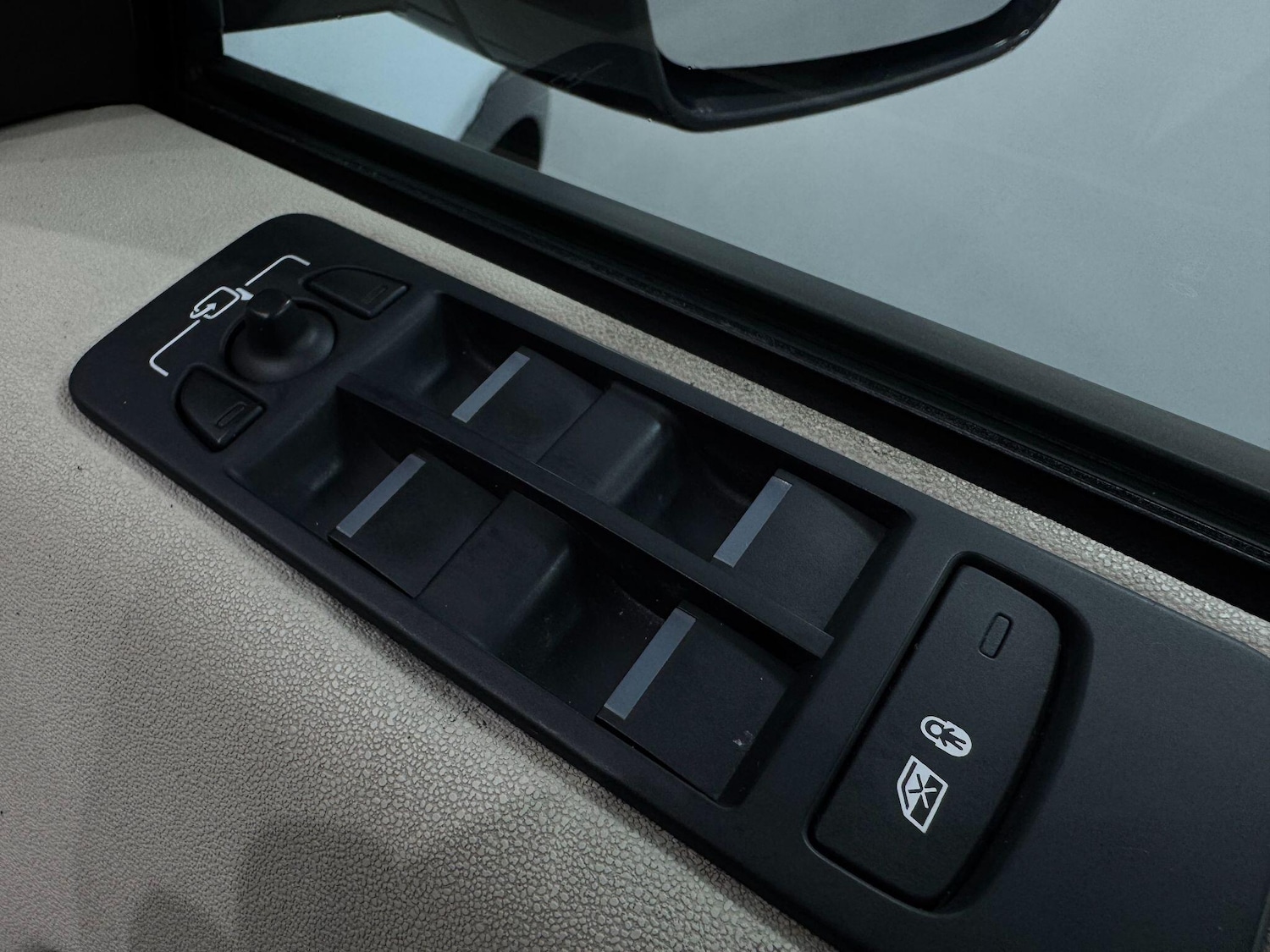 Used Land Rover Discovery Sport for sale - 77268123: Photo 26