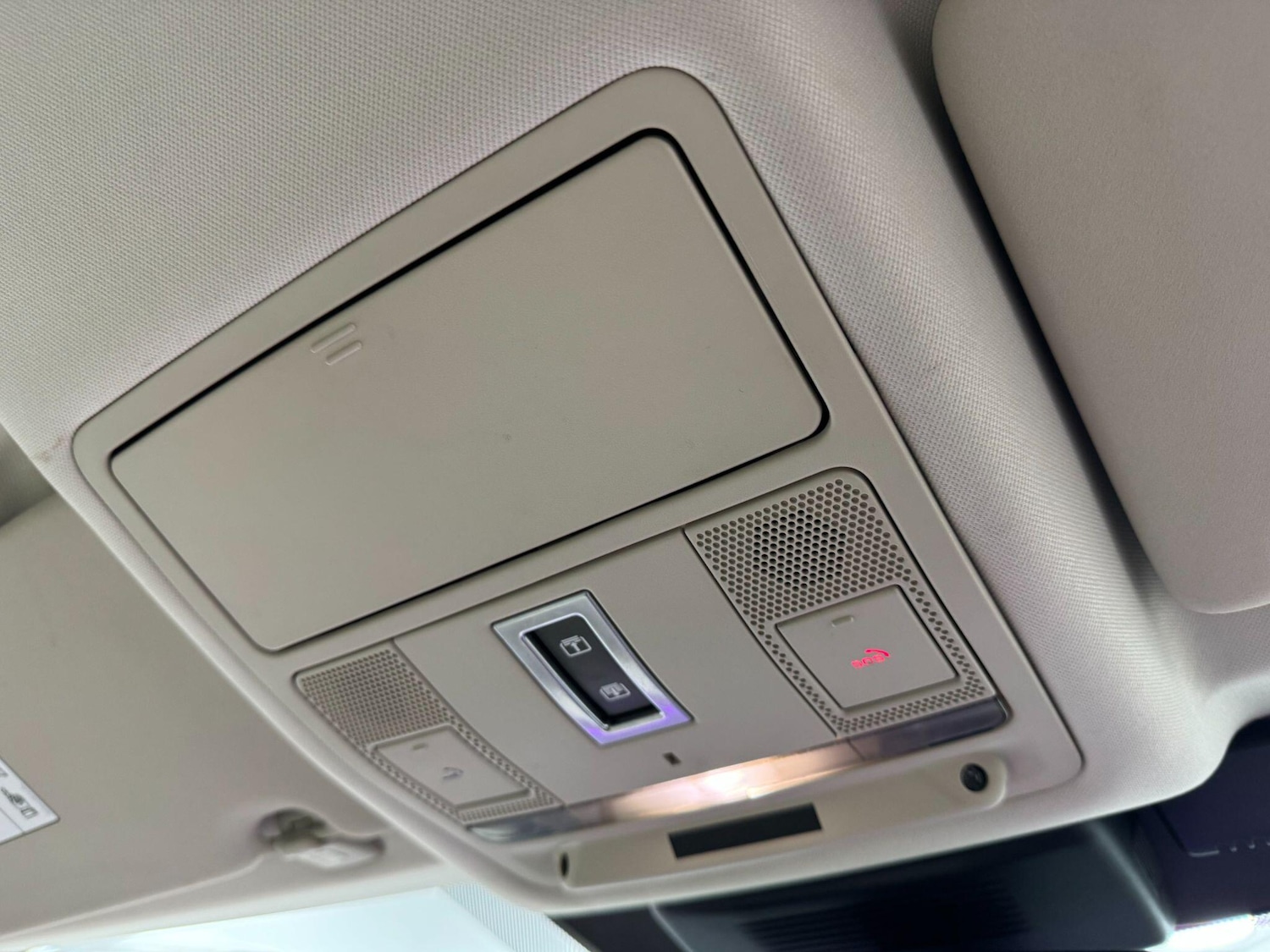 Used Land Rover Discovery Sport for sale - 77268123: Photo 29