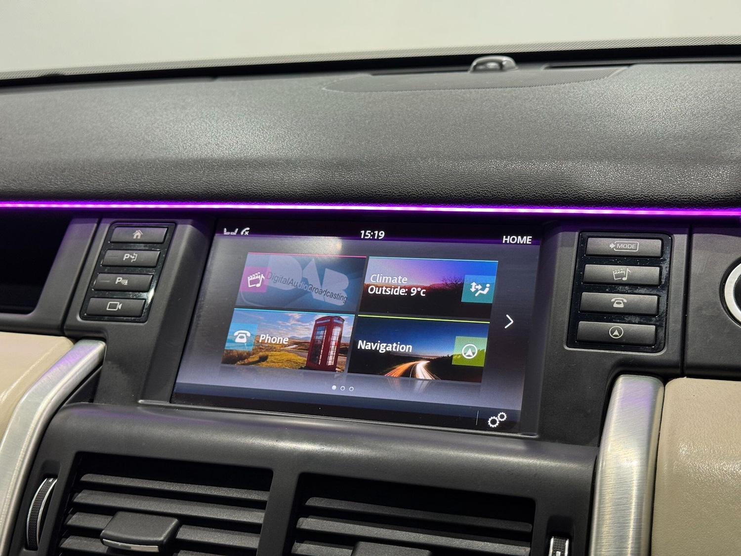 Used Land Rover Discovery Sport for sale - 77268123: Photo 31