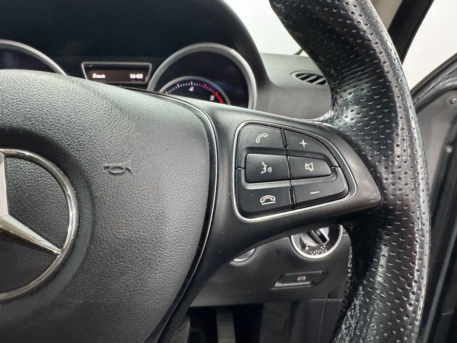 Used Mercedes-Benz GLE 2016 for sale - 77230198: Photo 43