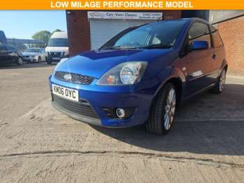 (06) - 2.0 ST Hatchback 3dr Petrol Manual (177 g/km, 148 bhp) Only 3 owners