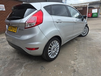 Used Ford Fiesta 2014 for sale - 78784814: Photo