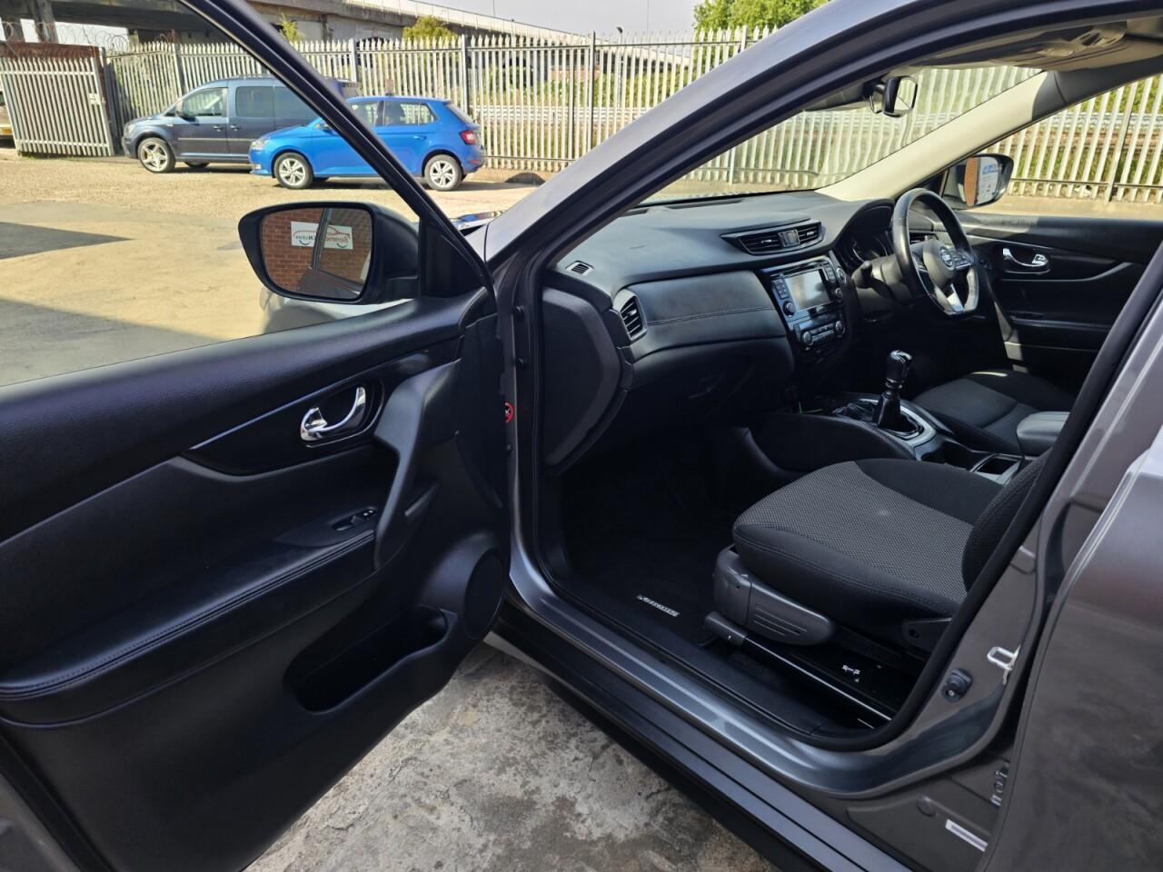 Used Nissan X-Trail for sale - 77695509: Photo 49