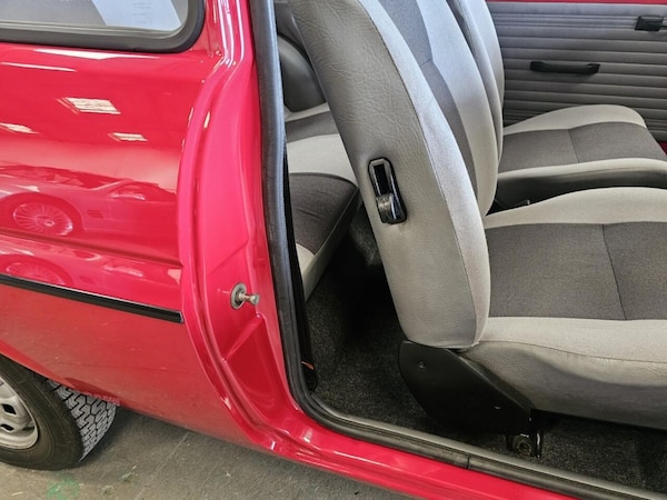 Used Ford Fiesta 1983 for sale - 76032554: Photo 33