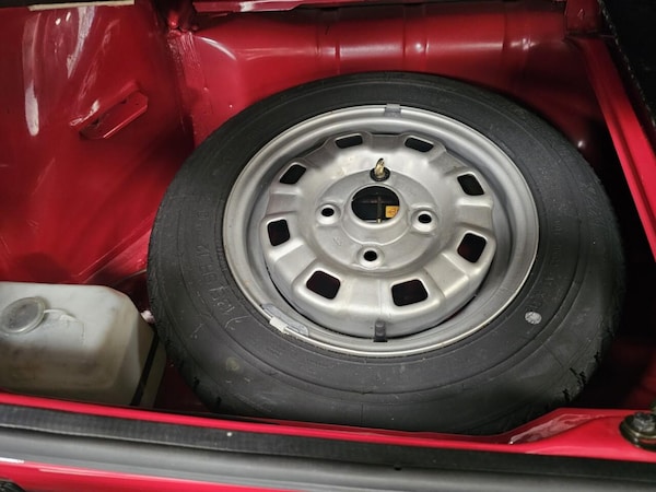 Used Ford Fiesta 1983 for sale - 76032554: Photo 47